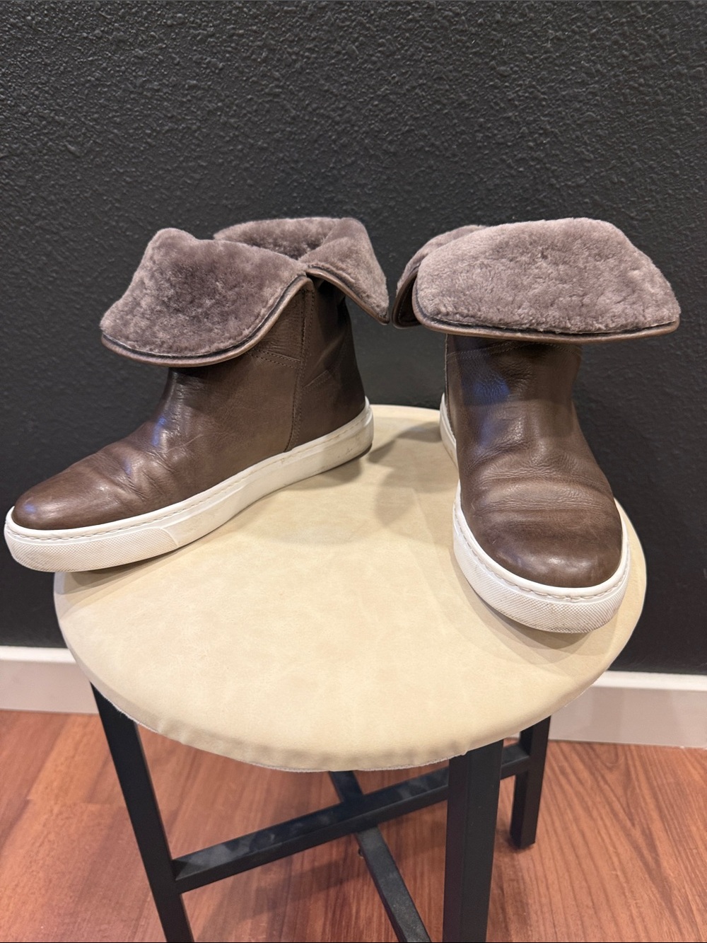 M Gemi Polare Made in Italy Leather Shearling-Lined Fold over Booties